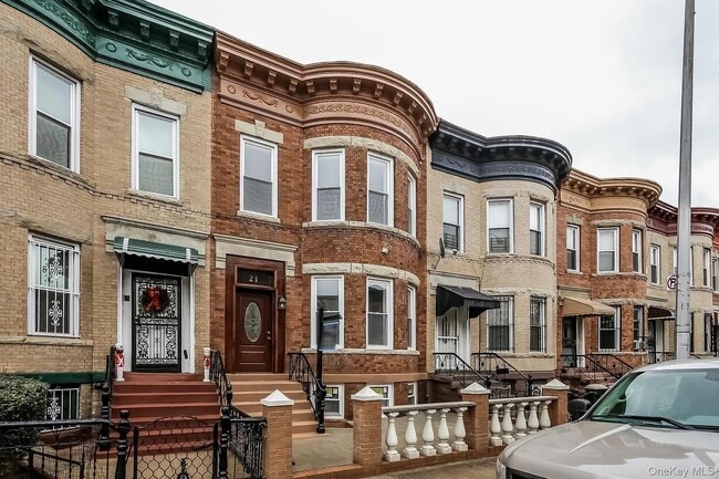 Building Photo - 21 Dewey Pl