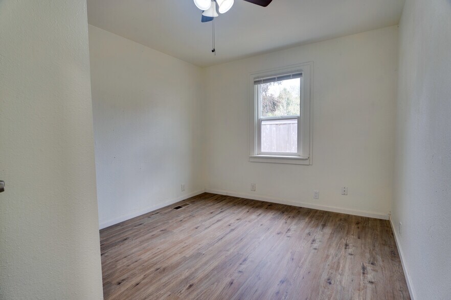 Bedroom #2 - 2919 SE 90th Pl