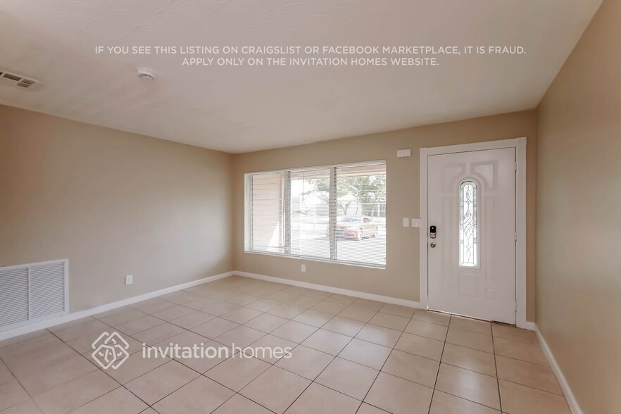 Building Photo - 3111 NE 9th Ave