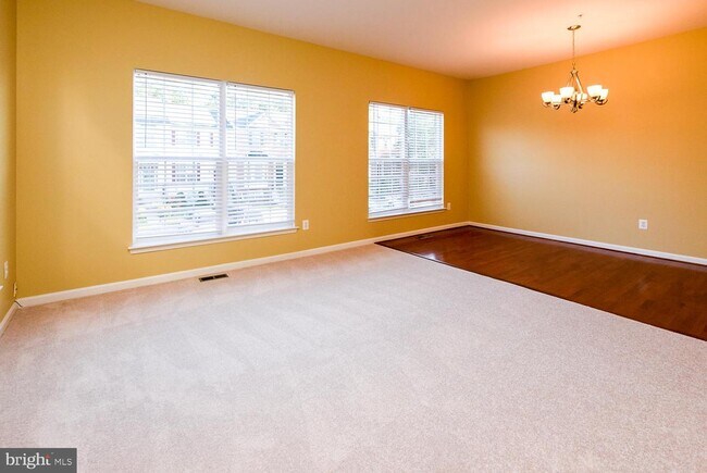 Building Photo - 1551 Falling Brook Ct