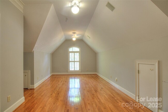 Building Photo - 1222 Weddington Hills Dr