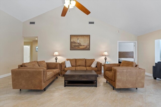 Building Photo - 2320 Saratoga Bay Dr