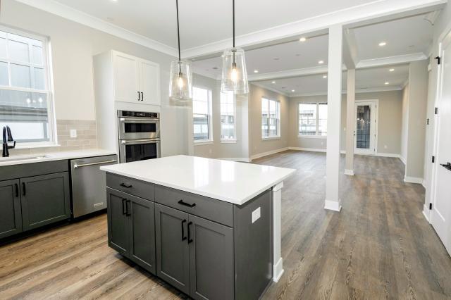 Building Photo - 2 bedroom in Carmel IN 46032