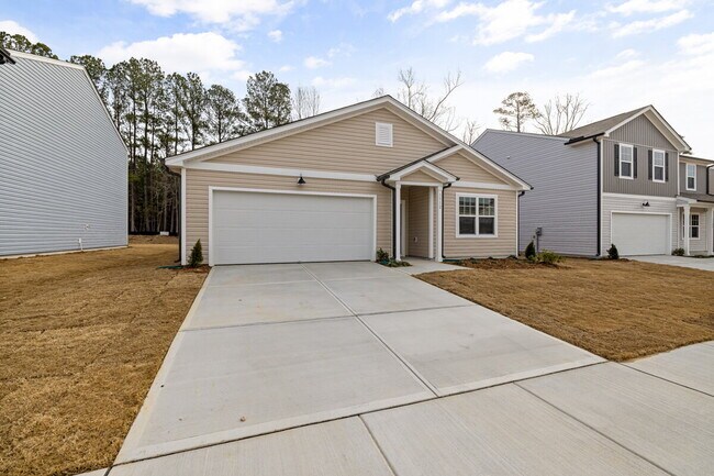 Building Photo - One level ranch house with 4 bedroom in Raleigh
