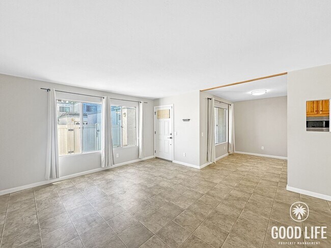 Building Photo - SD: Spacious 3BD/2.5BA Two-Story Condo in Southwest Chula Vista with Kitchen Island, In-Unit Laun...