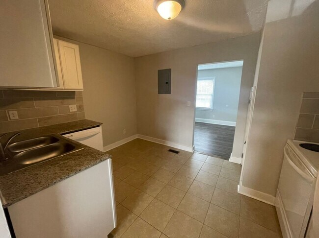 Building Photo - 232 Woodrow Street Apt. A ~ Haymount