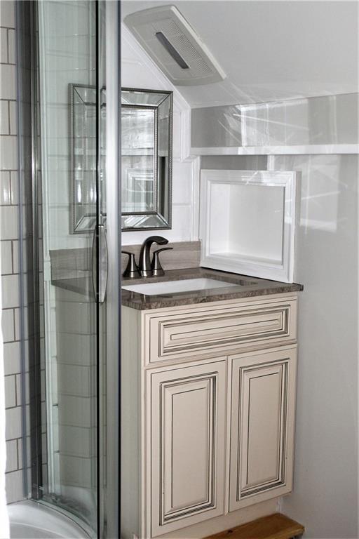 Building Photo - 283 Spring St