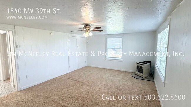 Building Photo - 1540 NW 39th St