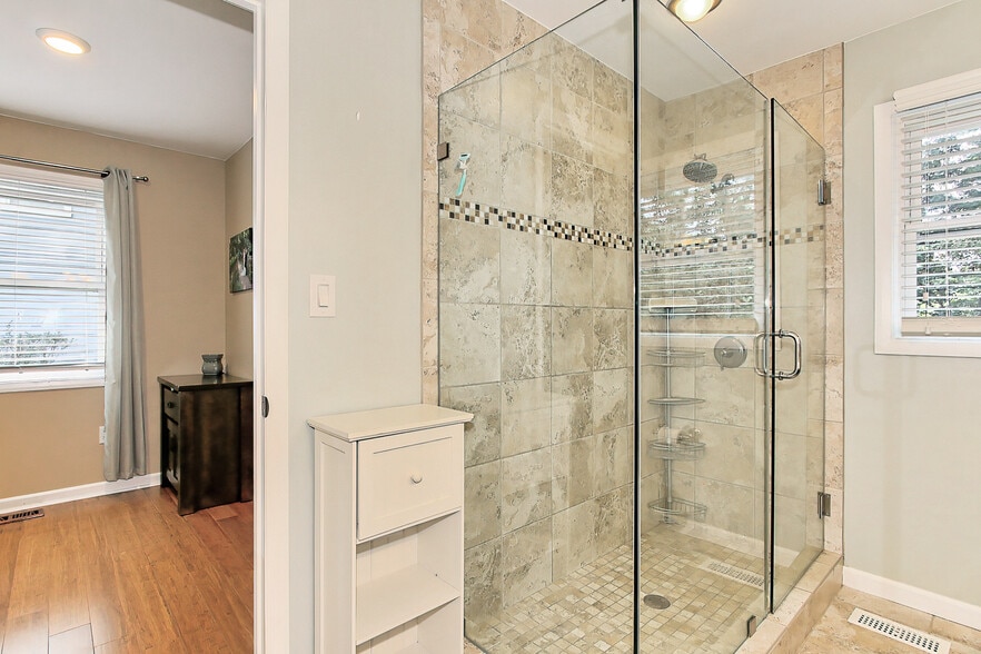 Building Photo - 13007 Melville Ln