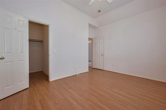 Building Photo - 12214 Elk Meadow Dr