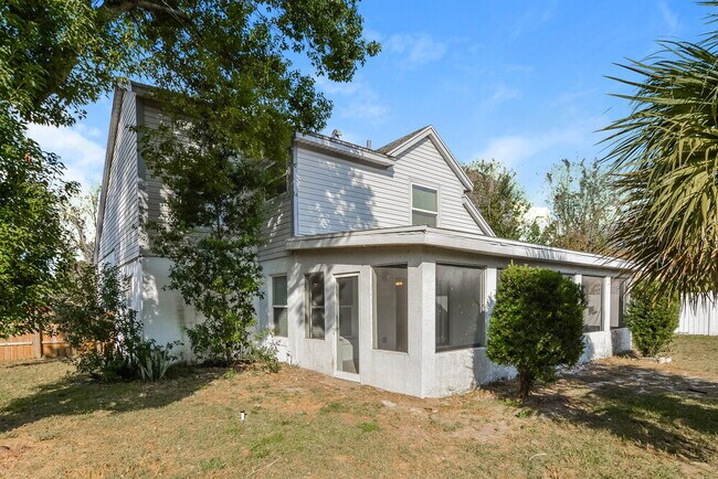 Building Photo - 2066 Inge Ct