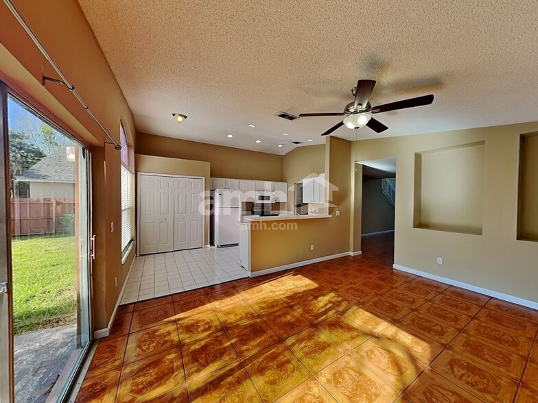 Building Photo - 3644 Becontree Pl