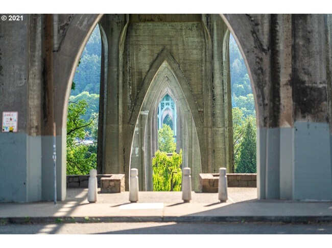 Building Photo - 7023 N Burlington Ave