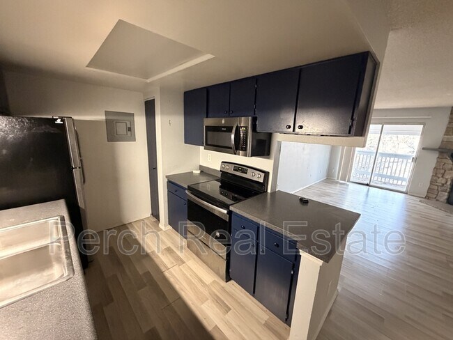 Building Photo - 14424 E Colorado Dr