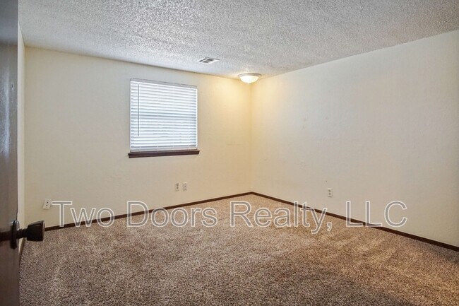 Building Photo - 6708 Elk Canyon Rd