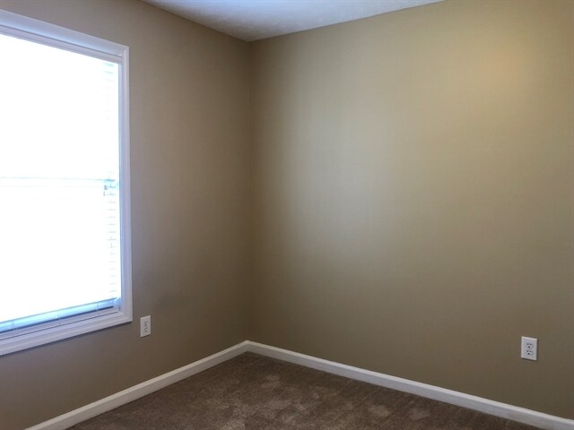 Building Photo - 112 Pine Orchard Ct