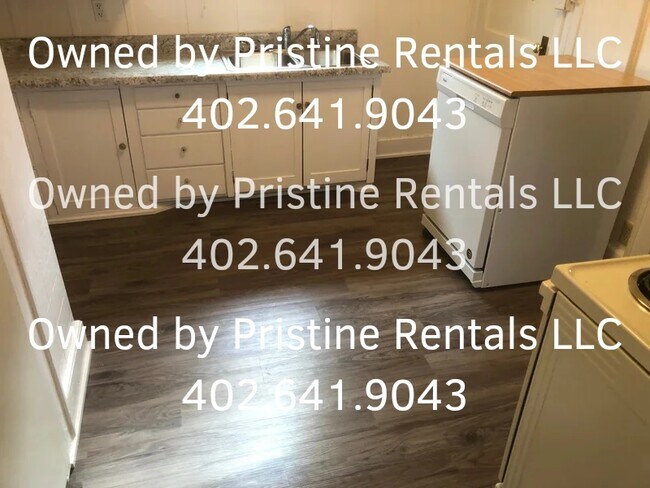 Building Photo - 322 S 6th St