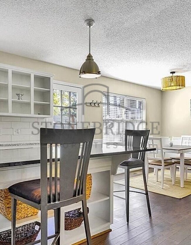 Building Photo - 4 bed, 3 bath in Alabaster