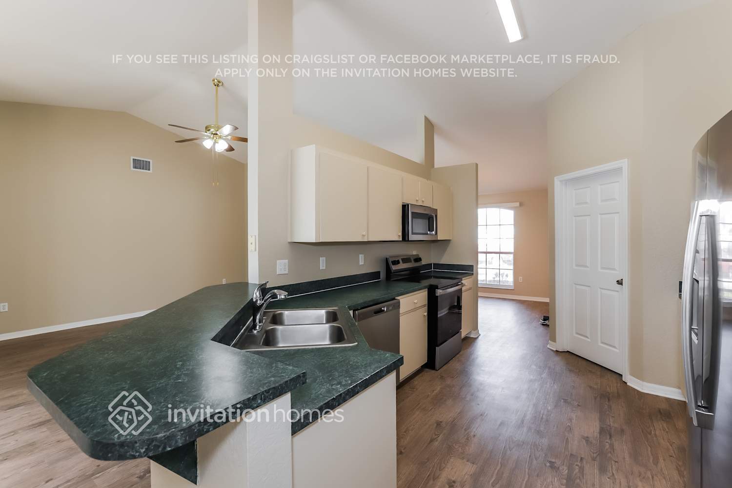 Building Photo - 6358 Oakpoint Dr