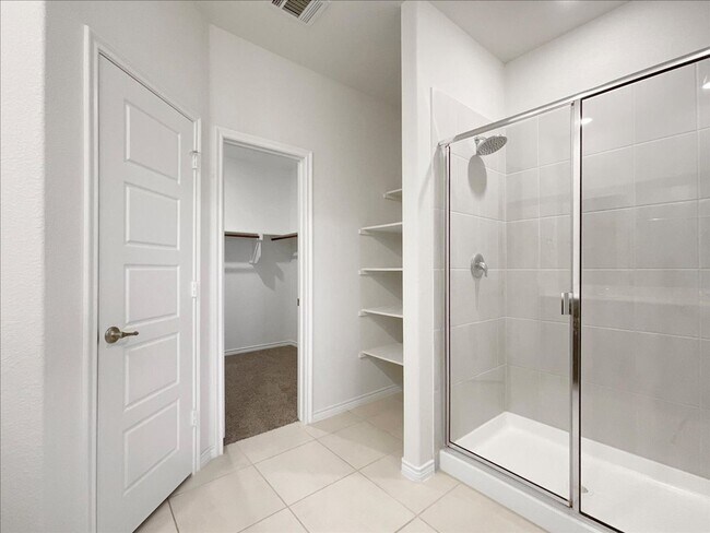 Building Photo - PRICE REDUCTION. 4-bed 2.5-bath 2714 sqft house located in DR Horton's Millstone subdivision