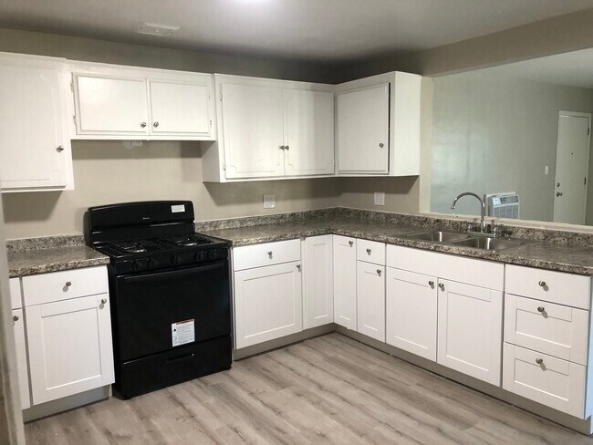 Floorplan - 331 E. Wakefield Ave.