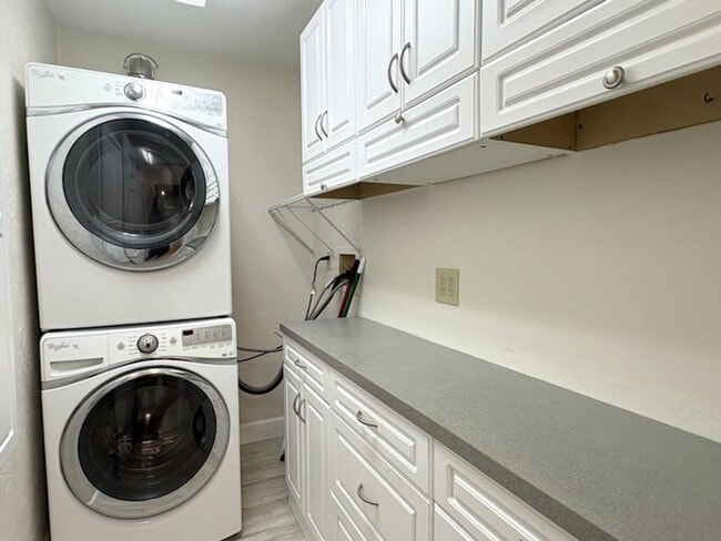 Building Photo - Beautiful 2 Bedroom Ormond Beach Home!