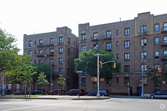 Primary Photo - 1636 Dr Martin L King Jr Blvd