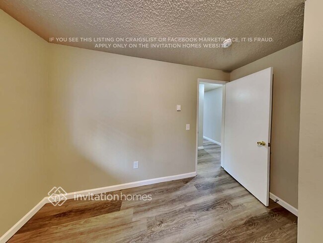 Building Photo - 20604 52nd Ave Ct E