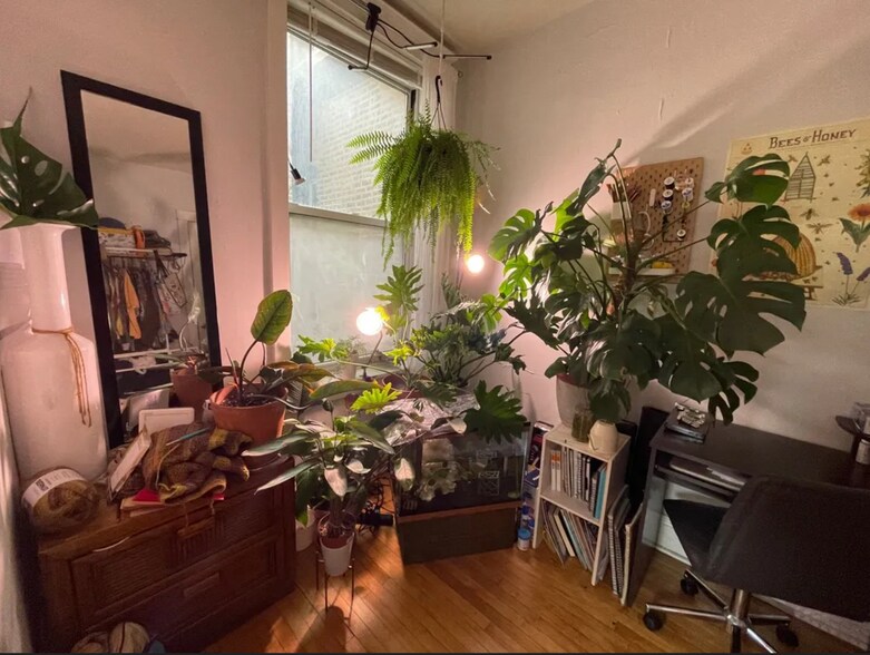 Building Photo - 1328 N Campbell Ave