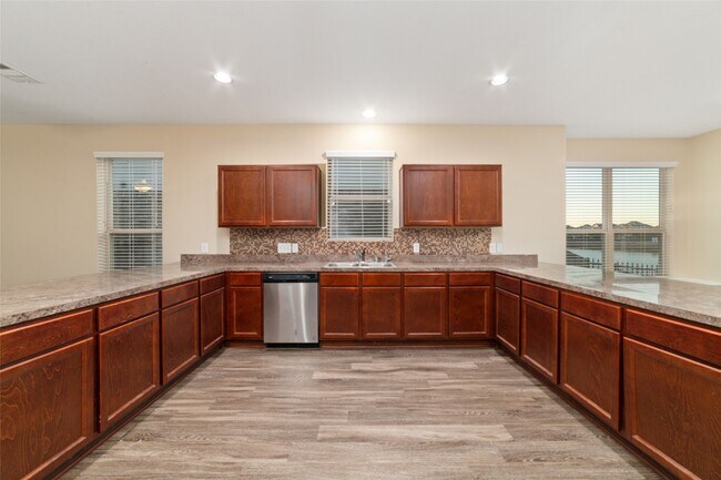 Building Photo - 24714 Scarlatti Cantata Dr