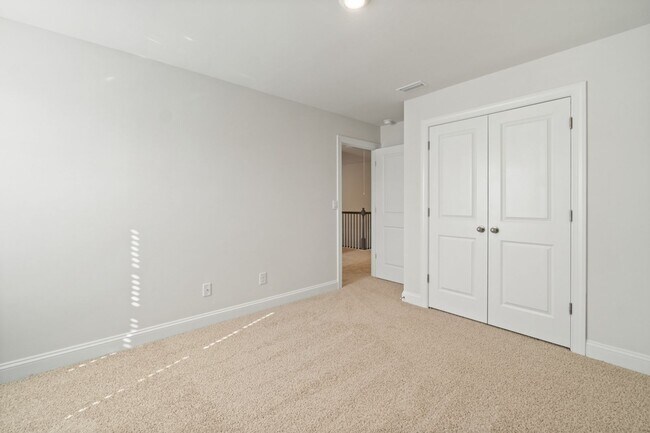 Building Photo - 408 Preston Rd