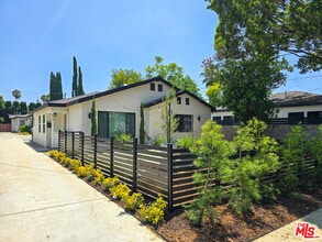 Building Photo - 94 S Vinedo Ave