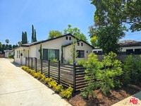 Building Photo - 94 S Vinedo Ave