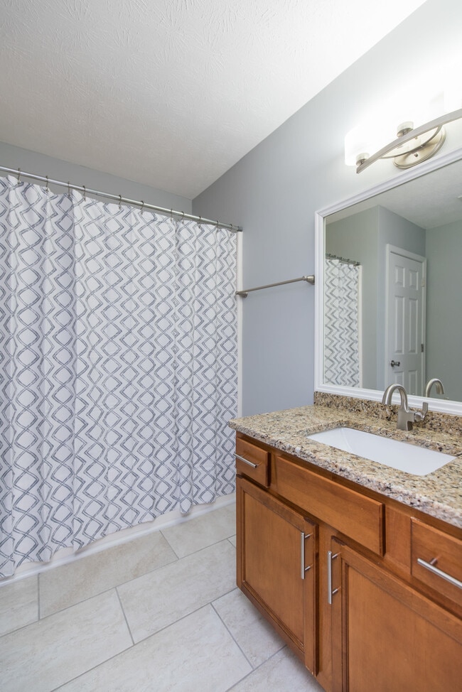 Building Photo - 111 Santa Monica Dr