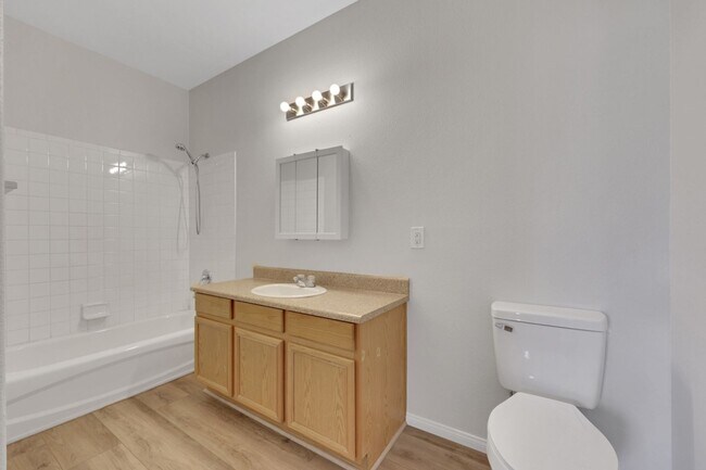 Building Photo - Repainted, Remodeled, Refreshed! 2 Bed 2 Bath - Rancho & Lake Mead Area Condo, Gated