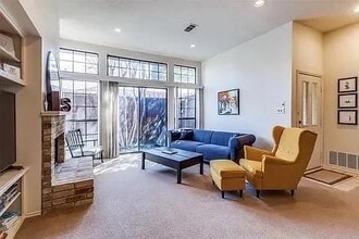 Building Photo - 2949 Allister St