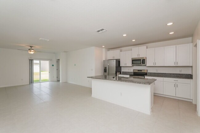 Building Photo - 17919 Blissful Stars Dr