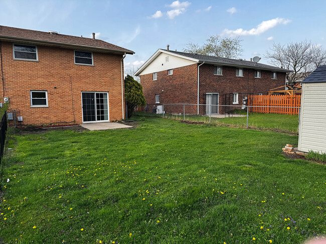 Building Photo - 1534 Revere Cir