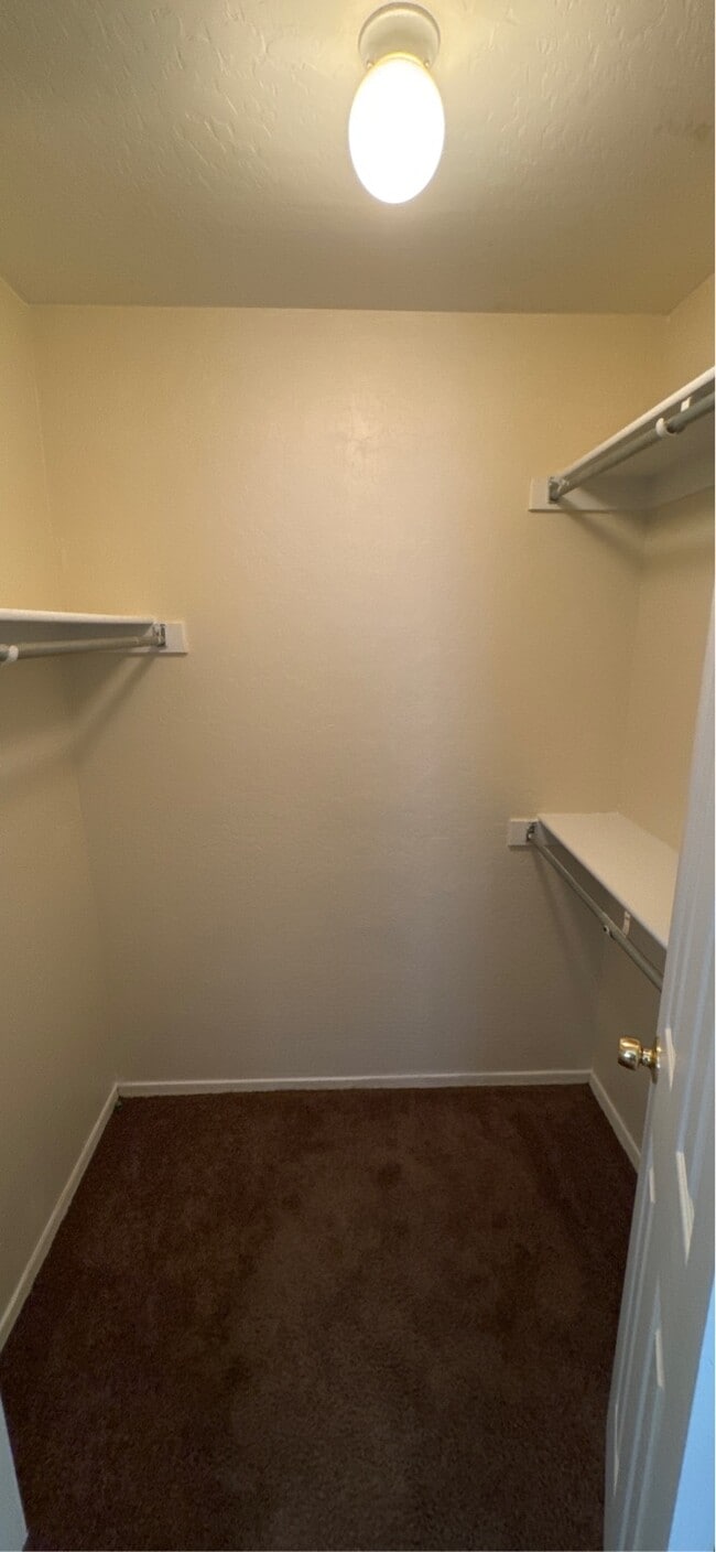 Building Photo - 2300 E 37th Ave