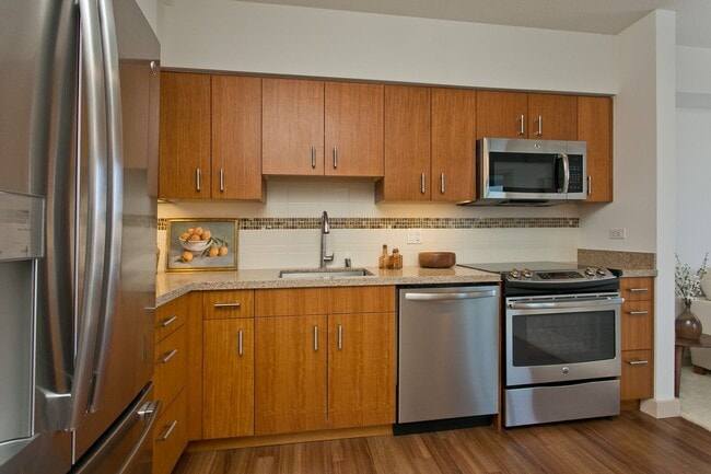 Building Photo - Modern 1-Bedroom Condo in Kakaako – 20th F...