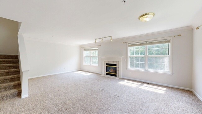 Building Photo - 3042 Barclay Way