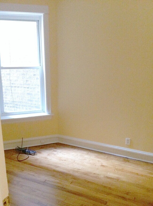 Building Photo - Haddon