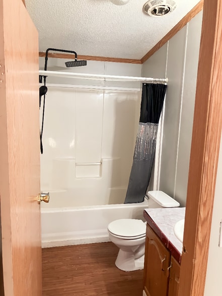 Building Photo - 200 N 28th St