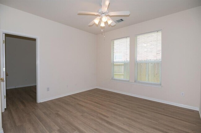 Building Photo - 1800 Nelson Ranch Loop