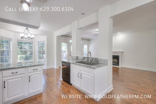 Building Photo - 5888 Woodlands Ave