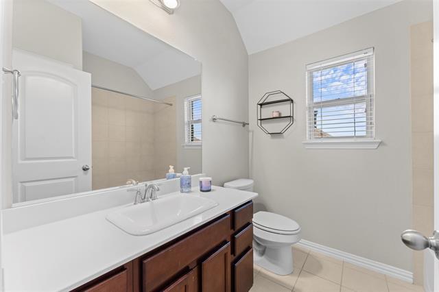 Building Photo - 3122 Spg Crk Trl