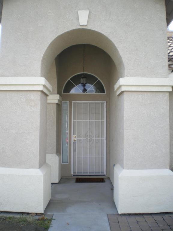 Building Photo - 1260 Ave Rosa Mundi
