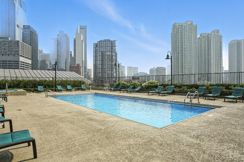 Building Photo - 531 N Kingsbury St