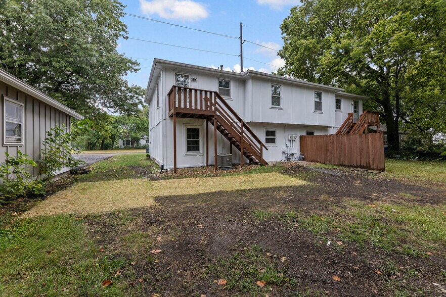 Building Photo - 226 S Ridgeview Rd