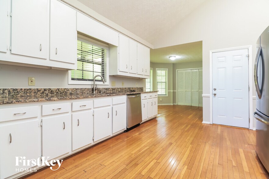 Building Photo - 140 Brookfield Dr